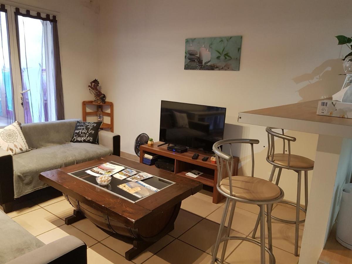 Appart B Tout Confort, Climatise Sur Coursan Екстер'єр фото